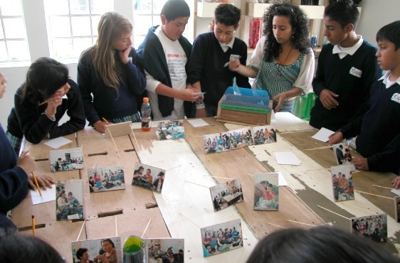 Public Program of Bogota's Visual Arts Office — Galeria Santa Fe — image 3