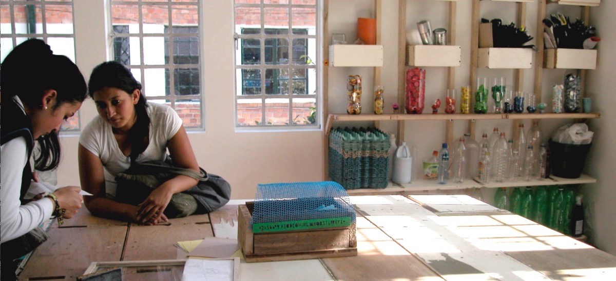 Public Program of Bogota's Visual Arts Office — Galeria Santa Fe — image 7